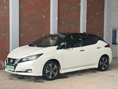 2022 Nissan Leaf NR568
