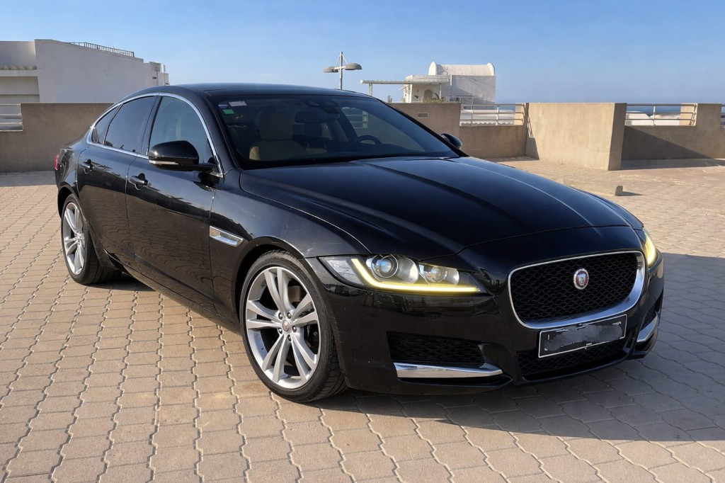 2016 Jaguar XF 25TBVA(240CV)